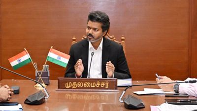 விஜய் மனசு வைக்கனும்.. நியூஸை கேட்டதும் ஷாக் ஆகும் மக்கள்! பெட்ரோலால் எகிறுது பிபி.. குறையுமா ’வாட்’