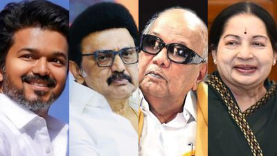 தமிழக அரசியலில் ஒரு சகாப்தத்தின் முடிவு.. 60 ஆண்டுகால வரலாற்றில் நடக்காத சம்பவம்.. விஜய் செய்த சம்பவம்! 
