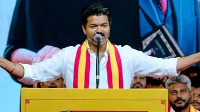 டென்ஷனில் விஜய்.. அனைவரும் பனையூர் வாங்க..  எம்எல்ஏக்களுடன் இன்று அவசர ஆலோசனை..  பரபரப்பு தகவல்கள்