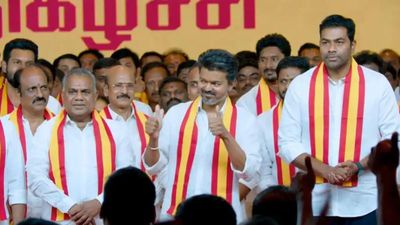 முக்கிய துறைகளுக்கு இன்னும் நியமிக்கப்படாத அமைச்சர்கள்! தேங்கி கிடக்கும் கோப்புகள்! தீர்வு எப்போது!