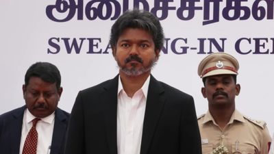 அரசியல் கணக்குகளை அறுத்தெறிந்த விஜய்.. சமூக நீதி + பெண் புரட்சி + கூட்டாட்சி.. திராவிட பார்முலா ஓவர் 