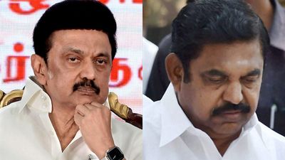 திமுக தோற்பதற்காக அதிமுகவினரும், அதிமுக தோற்றதற்கு திமுகவும் வருத்தப்படும் முதல் தேர்தல் இது!