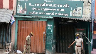 குடிகாரர்களுக்கு மீண்டும் ஷாக்.. மூடப்படும் டாஸ்மாக்! ’முன்னெச்சரிக்கை’ நடவடிக்கைக்கு ரெடியாகுங்க! 