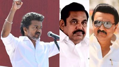 2 பேருக்கு நடுவுல தான் போட்டியே! சொன்னதை செய்த விஜய்! 2ஆம் இடத்துக்கு போட்டி போடும் திமுக - அதிமுக! 