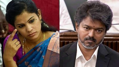 10 நாட்கள் ஓவர்.. இன்னும் முதல்வர் விஜய்யை சந்திக்கலையே.. சைலண்ட் மோடில் மேயர் பிரியா.. காரணம் என்ன? 