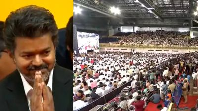  அடங்காத ரசிகர்கள் ஆரவாரம்.. அதிர்ந்த நேரு உள்விளையாட்டு அரங்கம்..  வியந்த ராகுல், ஆளுநர் ராஜேந்திர அர்லேகர்!