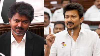 ரவுண்டு கட்டிய திமுக.. உதயநிதி ஸ்டாலின் சொன்ன முக்கியமான பாயின்ட்.. விஜய் ரியாக்ஷன்!