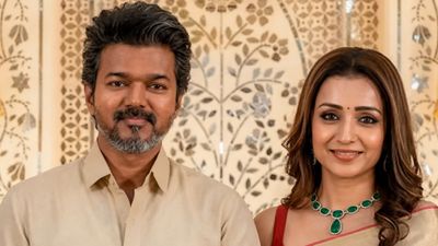 விஜய் - திரிஷா திருமணம் செய்ய வேண்டும்.. நடிகை பேச்சால் பரபரப்பு.. உங்க டைமிங் ரொம்ப மோசம் மேடம்!