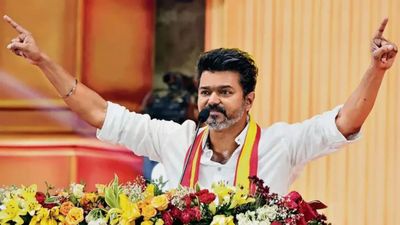 ஒரே நேரத்தில்.. பல சேனல்களை ஆக்டிவேட் செய்த விஜய்.. இதெல்லாம் அரசியல் சாணக்கியத்தனம்.. நல்ல மூவ்! 