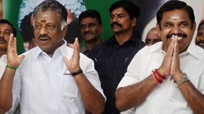 அதிமுக பொதுக்குழு பஞ்சாயத்து ஓவர்.. உயர் நீதிமன்றத்தில் வழக்குகளை வாபஸ் பெற்ற எடப்பாடி, ஓபிஎஸ்