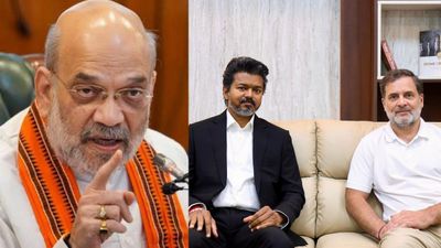 காங்கிரசுக்கு நீங்க ஏன் உயிர் கொடுக்குறீங்க விஜய்? கடுப்பான பாஜக.. கோபத்தின் உச்சிக்கே போன அமித் ஷா 
