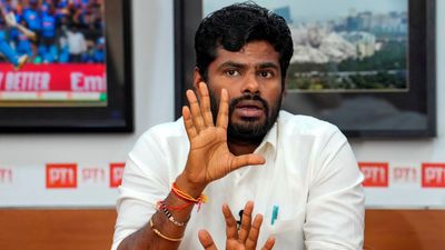எக்ஸாம்ல பாஸ் பண்ணுங்க.. பதவியை அள்ளுங்க! அண்ணாமலையின் அடடே ப்ளான்! இது லிஸ்ட்லயே இல்லையே! 