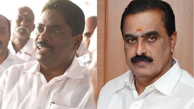 அதிமுகவிற்கு இரட்டை அதிர்ச்சி! அண்ணா அறிவாலயம் புறப்பட்ட முன்னாள் அமைச்சர்கள் பெஞ்சமின், ஆனந்தன்