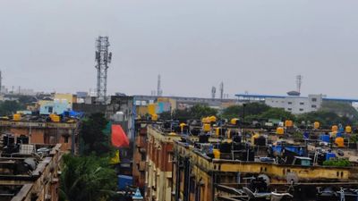 சுனாமி குடியிருப்பு  நிலம்.. செங்கல்பட்டு முதியவருக்கு 20 வருடங்கள் கழித்து ஜாக்பாட்