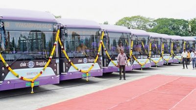 750 எலக்ட்ரிக் பஸ்கள்... சென்னையில் மின்சார பேருந்துகள் மூலம் மெகா மாற்றம்.. 12 பணிமனைகள் தீவிரம்