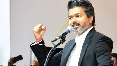 பாஜக கோபத்திற்கு ஆளாக நேரிடும்! இந்தியா கூட்டத்திற்கு தவெக போகாதது ஏன்? விஜய் எடுத்த பயங்கர முடிவு? 