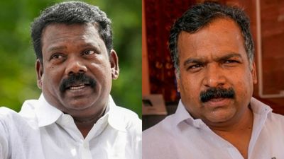 நாங்க உங்க கூட இல்ல ப்ரோ.. செல்வப் பெருந்தகையை கழற்றி விடும் காங்? மாணிக்கத்துக்கு வந்த திடீர் மவுசு