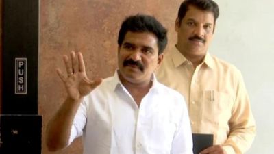 தமிழக மின்துறைக்கு ரூ 2.47 லட்சம் கோடி கடன்! மின் கட்டணம் உயர்த்தப்படுகிறதா? நிர்மல்குமார் பதில் என்ன?