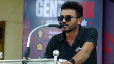 GENZ DMK ஒருங்கிணைப்பாளர் அன்பானந்தன் அரியப்பனை கைது செய்ய நள்ளிரவில் குவிந்த போலீஸ் படை