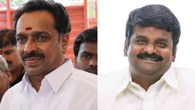 இரண்டும் பெரிய திமிங்கலமாச்சே! மகாபலிபுரத்தை மலைக்க வைக்கும் அதிமுக மாஜிகள்! ஜூலை 2ல் தளபதி கச்சேரி 