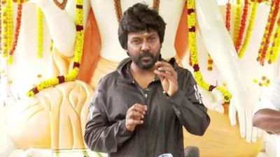 “மக்களை நாய்கள் என்று சொல்லவில்லை.. நான் பேசியதை தவறாக பரப்புகின்றனர்” - ராகவா லாரன்ஸ் விளக்கம்!
