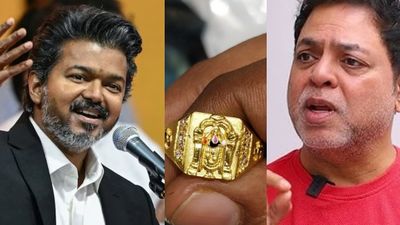 “மோதிரம் கொடுத்தால் தமிழ்நாடு முன்னேறுமா?” விஜய்யின் ‘தாய் மாமன் தங்க மோதிரம்’ திட்டத்தை கலாய்த்த ஜேம்ஸ் வசந்தன்