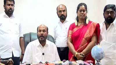 “அதிமுகவில் இருந்து தவெக செல்பவர்கள் அனைவரும் கொள்ளைக்காரர்கள்”.. ஜான் பாண்டியன் காட்டம்!