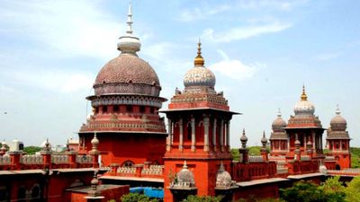 மாநில அரசே தண்டனை கைதிகளுக்கு பரோல் வழங்கலாம்.. சென்னை உயர் நீதிமன்றம் பிறப்பித்த முக்கிய உத்தரவு