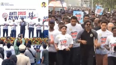 சென்னை மாரத்தானில் முதல்வர் விஜய் ஓட்டம்..  போதைப்பொருள் ஒழிப்பு விழிப்புணர்வில் பங்கேற்பு