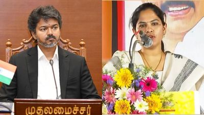 உங்கள் மண்டையில் ஏதாவது இருக்குதா! விஜய்யின் பெரம்பூர் தொகுதியில் வெடித்து பேசிய மேயர் பிரியா!