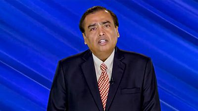 மிஸ்டர் அம்பானி நீங்க தான் உதவனும்.. அமெரிக்காவில் இருந்து வந்த போன் கால்! குஜராத்-க்கு ஜாக்பாட்!
