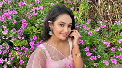 22 வயதில் அகால மரணம் அடைந்த தமிழ் சீரியல் நடிகை.. வளர்ந்து வந்த நேரத்தில் இப்படியா நடக்கணும்? 