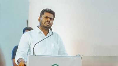  தனிக்கட்சி.. முடிவில் உறுதியாக நிற்கும் அண்ணாமலை.. நாளை வெளியாகிறது மேஜர் அறிவிப்பு?