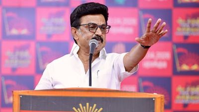 ஒரே தோல்வி.. முதுகில் குத்துறாங்க.. கூட்டணி துரோகங்களால் அப்செட்டான ஸ்டாலின்.. முக்கிய முடிவு? 