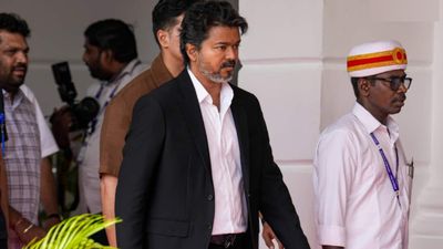 முதல்வர் விஜய் தலைமையில் ஐஏஎஸ், ஐபிஎஸ் அதிகாரிகள் மாநாடு தொடங்கியது