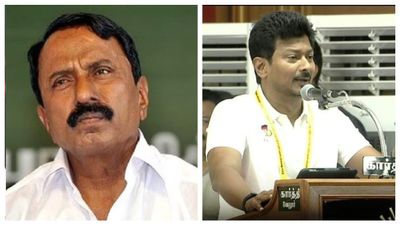 சட்டமன்றத்துக்கே 11 மணிக்கு தான் வருவார்.. உதயநிதி எல்லாம் பேசலாமா.. செங்கோட்டையன் காட்டம்