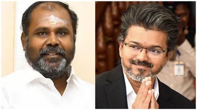 அரைவேக்காடுதனமாக விவசாயிகள் கடன் தள்ளுபடி.. வாய் திறந்து பேசுவாரா விஜய் தம்பி.. ஆர்பி உதயகுமார்