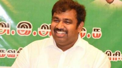 வருங்கால இளைஞர்களுக்கு வழிவிடுங்க! அதிமுக ராஜசத்யன் திடீர் ட்வீட்! டீகோடு செய்து பார்த்தால்..!