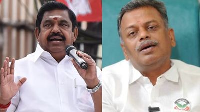 அதிமுகவுக்கு அடுத்த அடி.. விஜய்யை எதிர்த்து போட்டியிட்ட திருச்சி கிழக்கு வேட்பாளர் ராஜசேகரன் விலகல்!