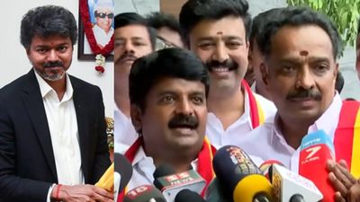 அசத்திட்டீங்க.. சி விஜயபாஸ்கரை புகழ்ந்த முதல்வர் விஜய்! பனையூர் மீட்டிங்கில் நடந்தது என்ன?