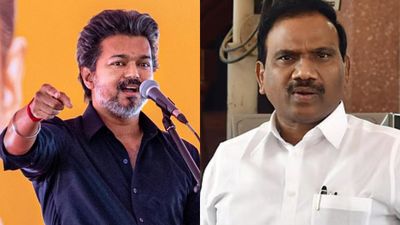 ஒரு பொய்யர் முதல்வராக இருக்கிறார்.. விஜய்யை கடுமையாக விமர்சித்த ஆ ராசா!