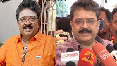 என் ஜிபே-வில் இருந்து பணம் போயிருக்கு.. எம்எல்ஏவை இழுக்கும் பிரச்சினை போல இருக்கு! எஸ்வி சேகர் கோபம்