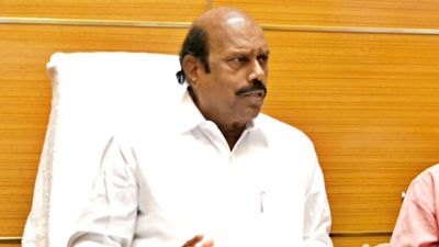 எ.வ.வேலு மருத்துவமனையில் அனுமதி.. விசாரணைக்கு ஆஜராகாமல் சிங்கப்பூர் பறந்தார்!