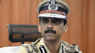 லஞ்ச ஒழிப்புத்துறை இயக்குநர் அருண் பணியிட மாற்றம்! புதிய இயக்குநராக மகேஸ்வரி நியமனம்!
