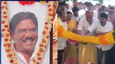 பாரதிராஜாவின் 30வது நாள் நினைவேந்தலுக்கு வராத மருமகள்.. முன் நின்று காரியம் செய்த சீமான்.. இதுதான் காரணமா?