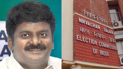ஃப்ரிட்ஜ் வாங்க வாக்காளர்களுக்கு கூப்பன் கொடுத்த விஜயபாஸ்கர்? தேர்தல் ஆணையம் பதிலளிக்க ஐகோர்ட் ஆணை!