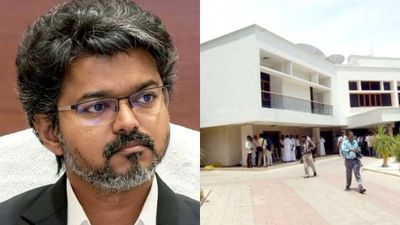 போயஸ் கார்டனில் விஜய்? ஜெயலலிதாவின் 'வேதா நிலையம்' இல்லத்தை விலைக்கு வாங்க முடிவு? 