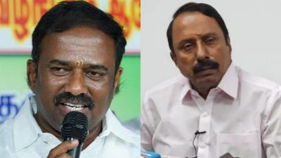 சீட் கொடுக்காதீங்க.. செங்கோட்டையனிடம் சொன்ன தவெக நிர்வாகிகள்.. அச்சத்தில் பெருந்துறை ஜெயக்குமார்!