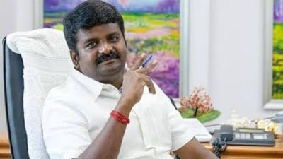 இன்னும் நிறைய பார்ப்பீங்க.. விஜயபாஸ்கர் சஸ்பென்ஸ்.. மாமல்லபுரத்தில் தொடங்கும் சீக்ரெட் ஆபரேஷன்