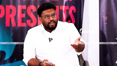திமுக வழக்கறிஞர் குறித்து திமுகவினரே கடும் விமர்சனம் .. அதற்கு அவர் தந்த பதிலடி